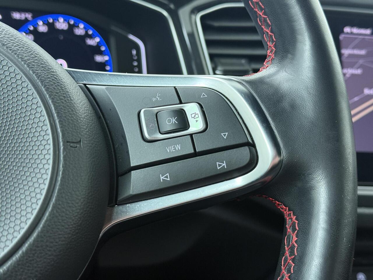 Volkswagen T-Roc 1.5 TSI Sport Business R | 150 PK | Automaat | Multifunctioneel stuurwiel | Cruisecontrol | Achteruitrijcamera |