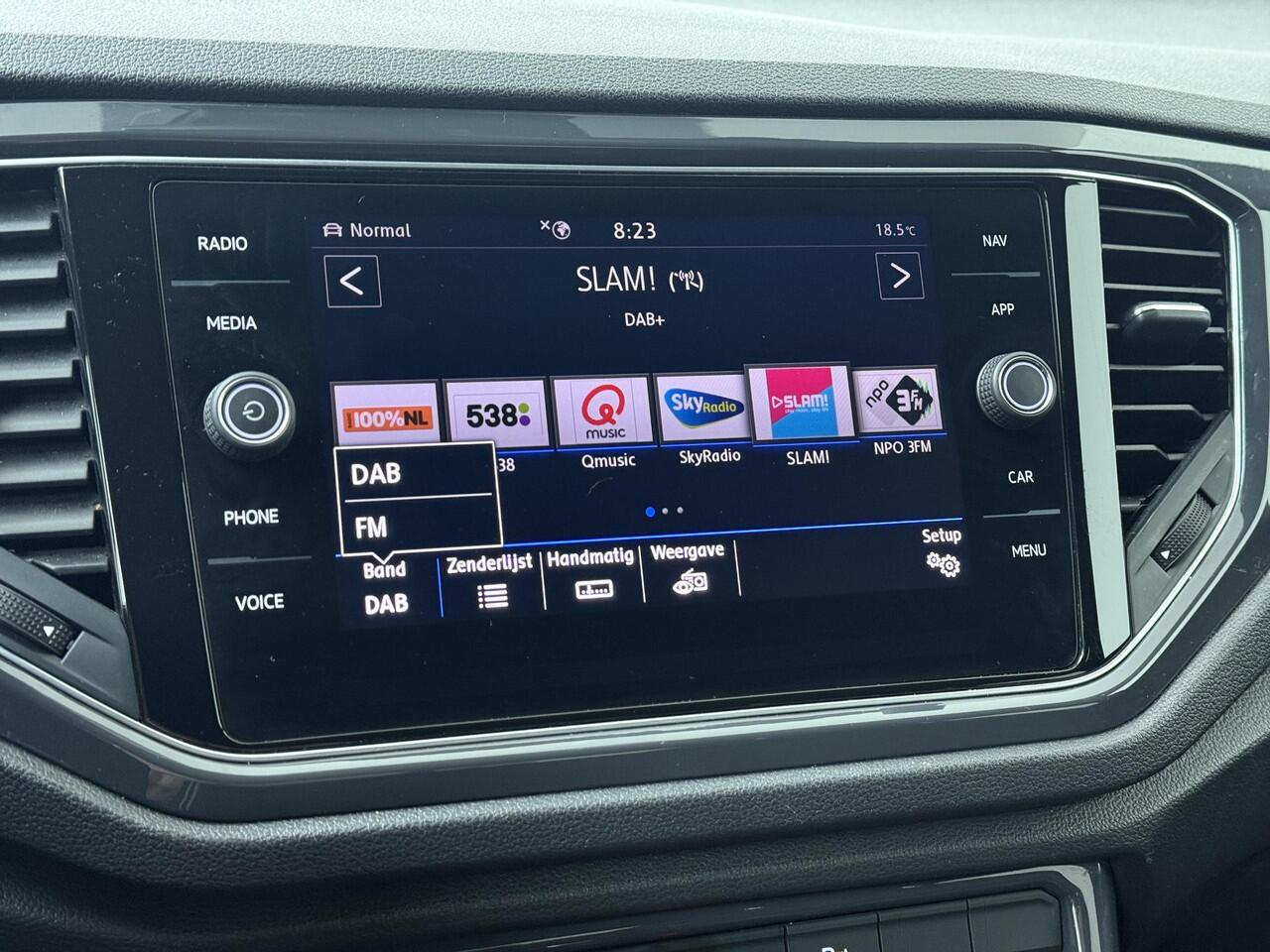 Volkswagen T-Roc 1.5 TSI Sport Business R | 150 PK | Automaat | Multifunctioneel stuurwiel | Cruisecontrol | Achteruitrijcamera |