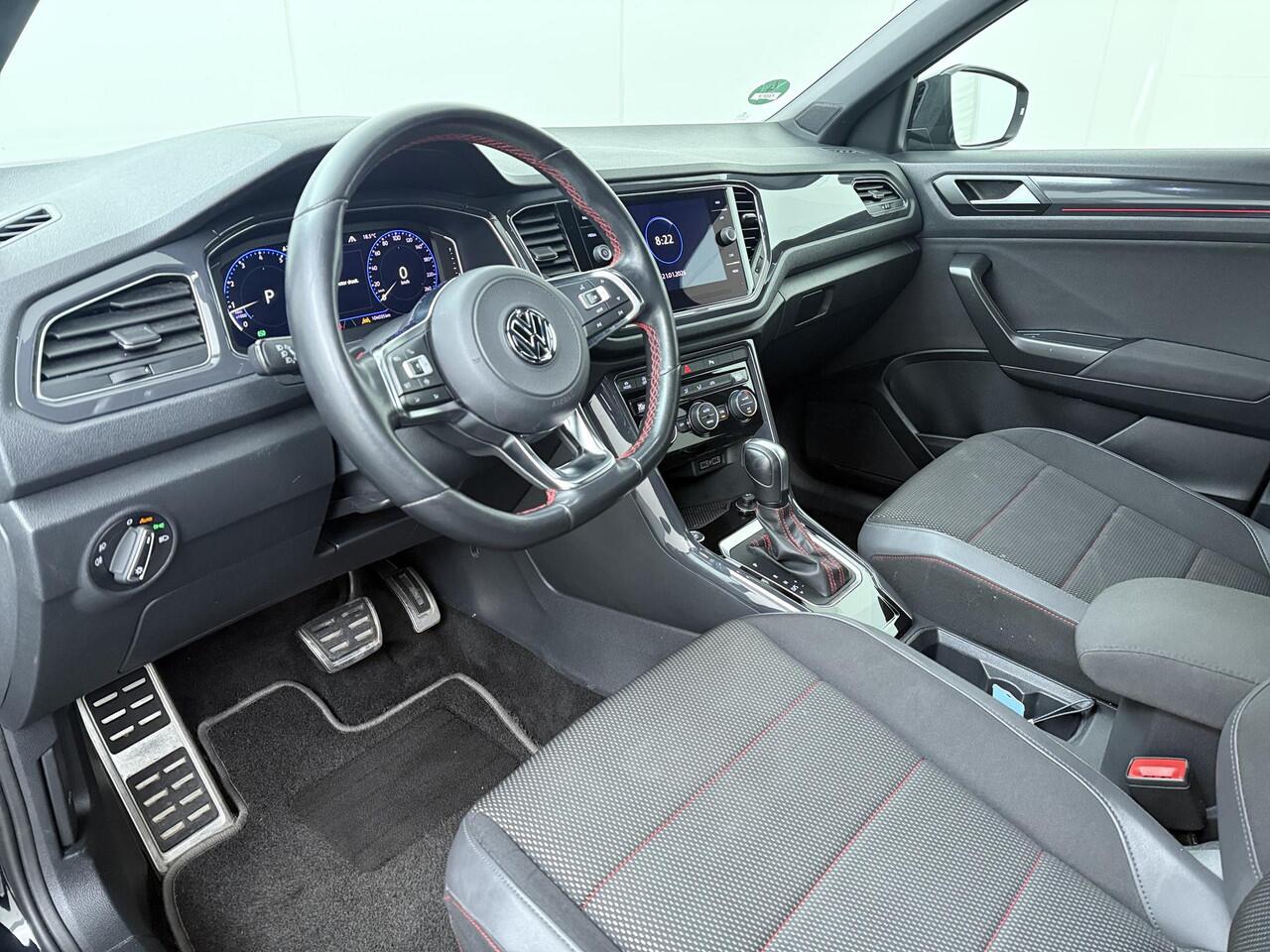 Volkswagen T-Roc 1.5 TSI Sport Business R | 150 PK | Automaat | Multifunctioneel stuurwiel | Cruisecontrol | Achteruitrijcamera |