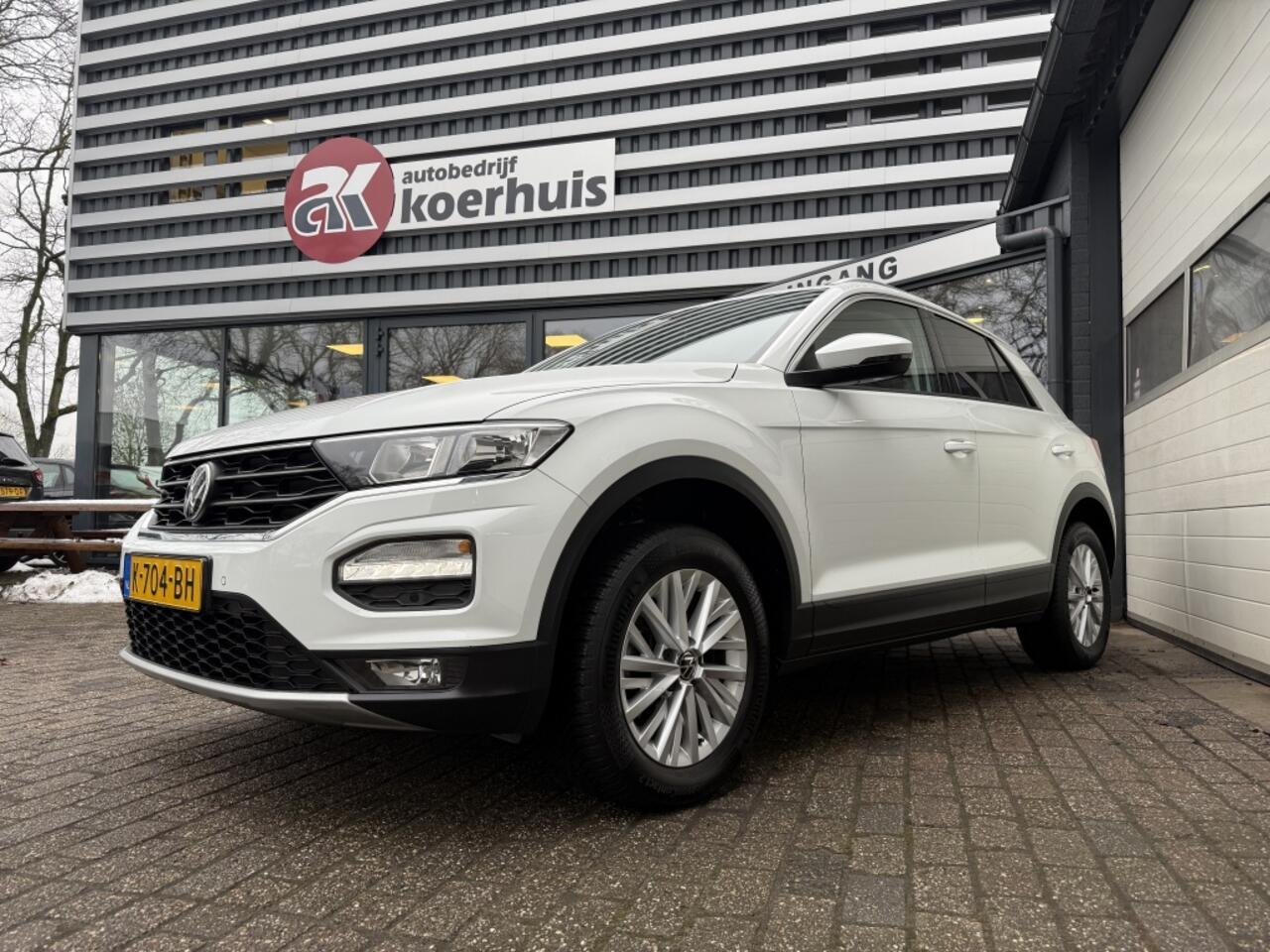 Volkswagen T-Roc 1.5 TSI Style Bns CAMERA/TREKHAAK/VIRTUEEL