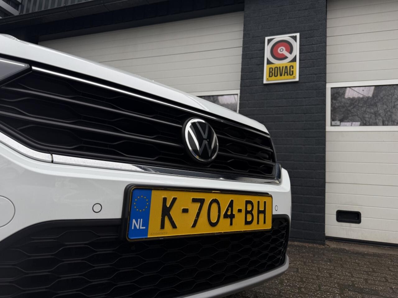 Volkswagen T-Roc 1.5 TSI Style Bns CAMERA/TREKHAAK/VIRTUEEL