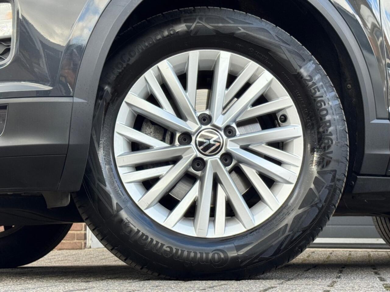 Volkswagen T-Roc 1.0 TSI STYLE ACC-CRUISE/CARPLAY/PDC/LMV/NL-AUTO/1E EIG/49.000KM!