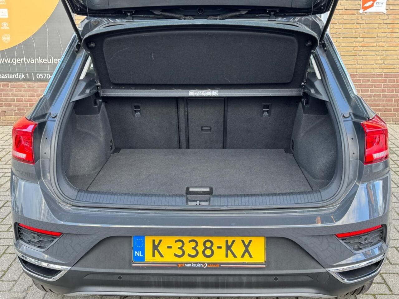 Volkswagen T-Roc 1.0 TSI STYLE ACC-CRUISE/CARPLAY/PDC/LMV/NL-AUTO/1E EIG/49.000KM!