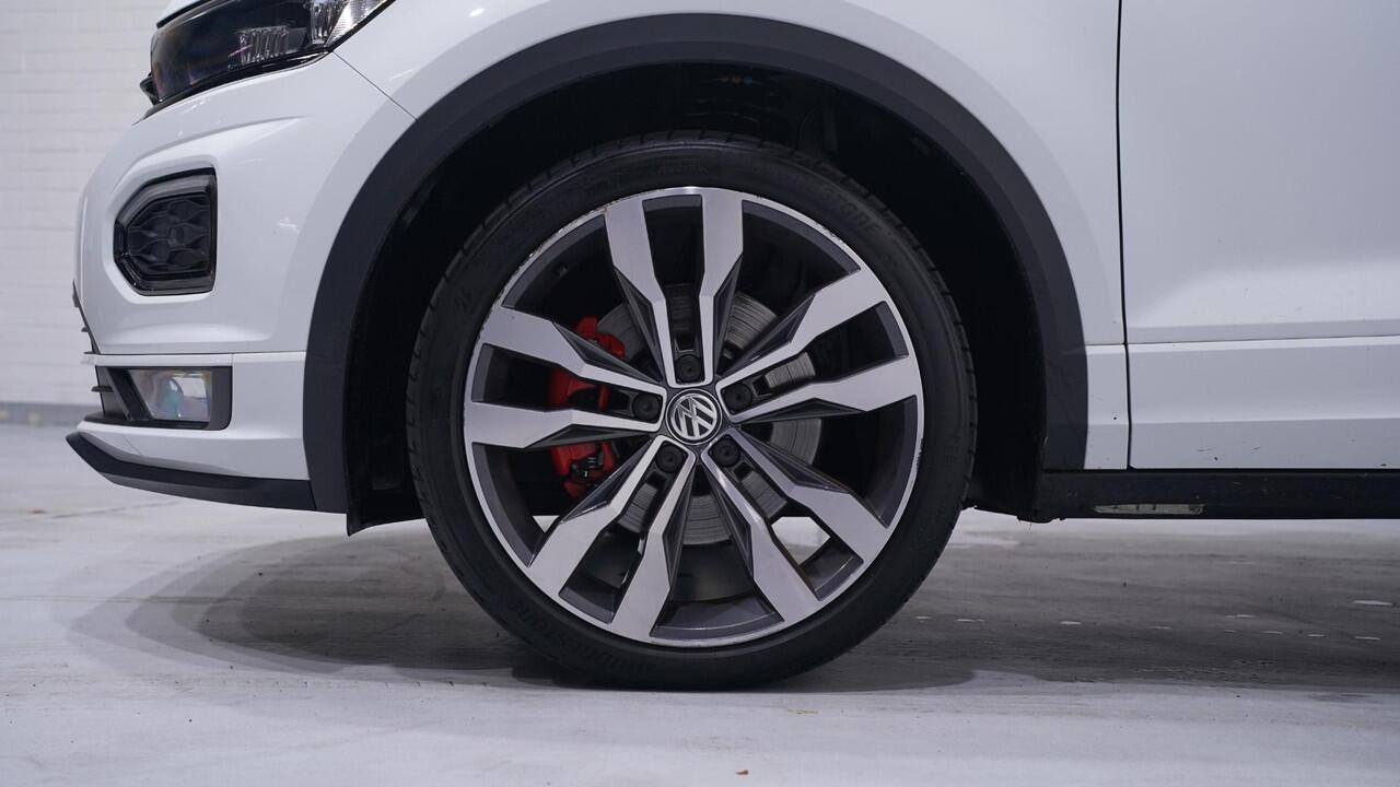 Volkswagen T-Roc 1.5 TSI R Line 1e Eig. NAP Led koplampen Panodak R-Line int./ext. 19 Inch Stoelverwarming