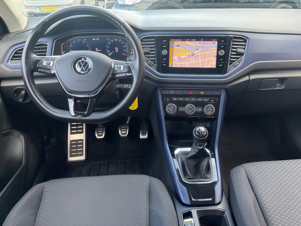 Volkswagen T-Roc 1.5 TSI ACT. 150PK UNITED LED NAVI DGITALE-SCHERM CAMERA CARPLAY