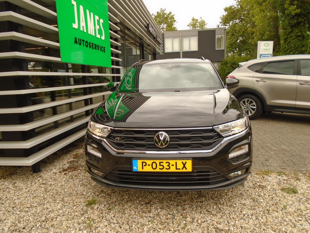 Volkswagen T-Roc 1.5 TSI Sport Business R SKY uitvoering