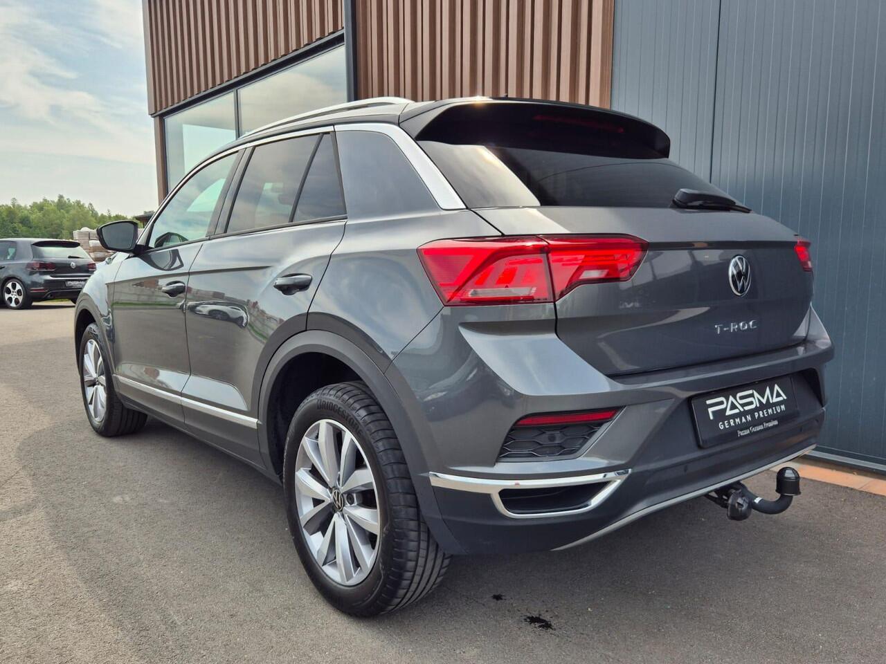Volkswagen T-Roc 1.0 TSI Style Business | Matrix LED | Trekhaak | BTW | Camera