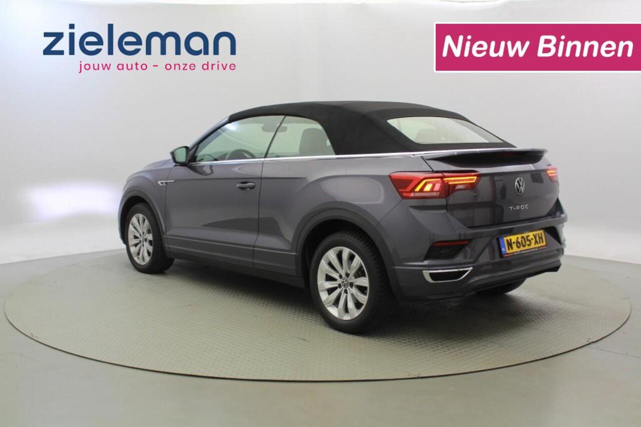 Volkswagen T-Roc 1.5 TSI R-Line Automaat - Carplay, Cruise, Stoelverw.