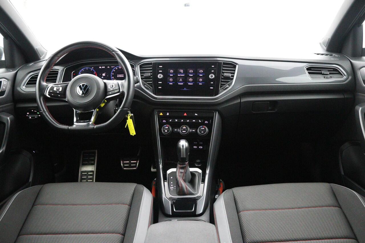 Volkswagen T-Roc 1.5 TSI Sport Business R | Parkeercamera | Navigatie | Elektrische achterklep