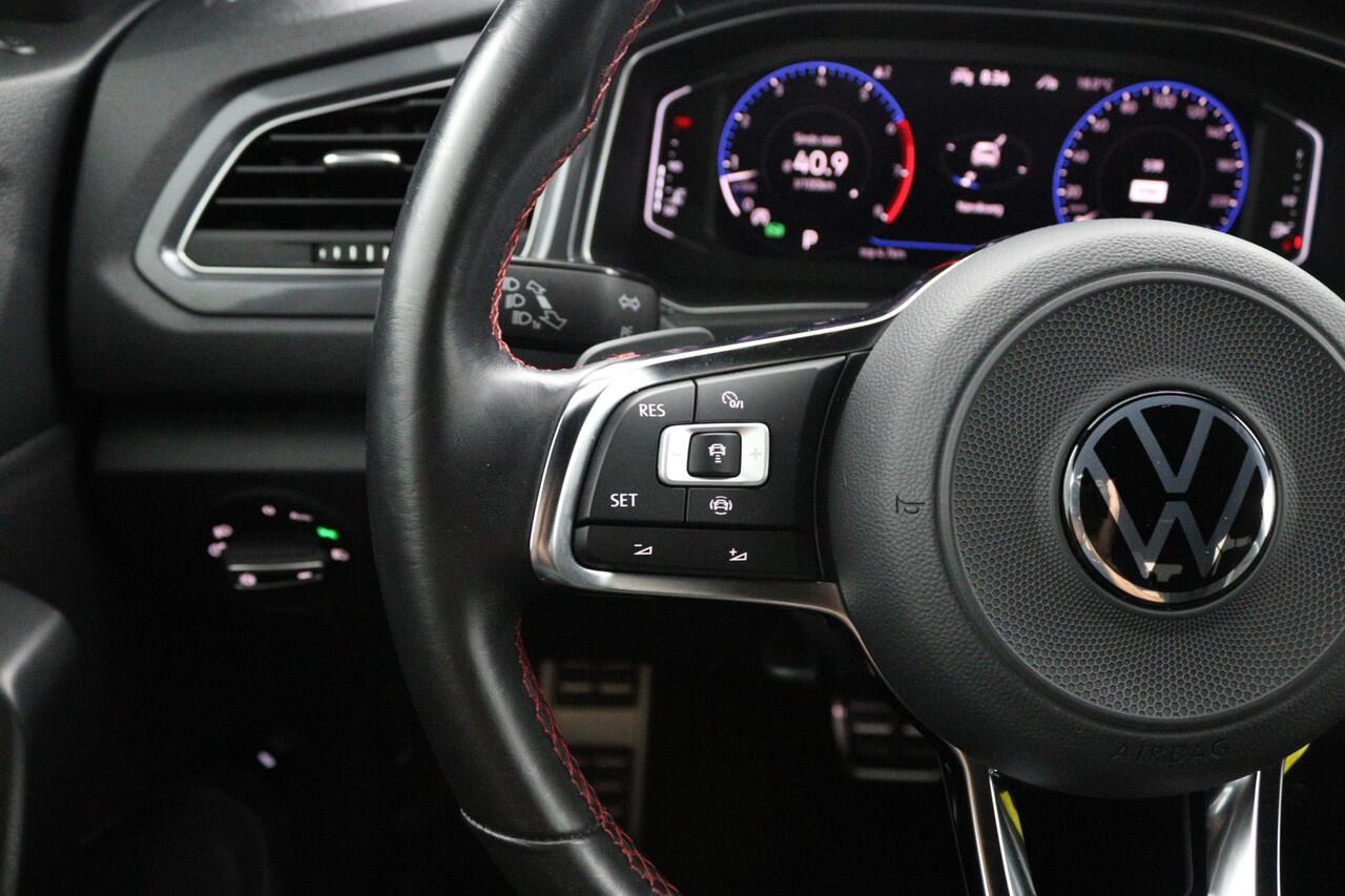 Volkswagen T-Roc 1.5 TSI Sport Business R | Parkeercamera | Navigatie | Elektrische achterklep