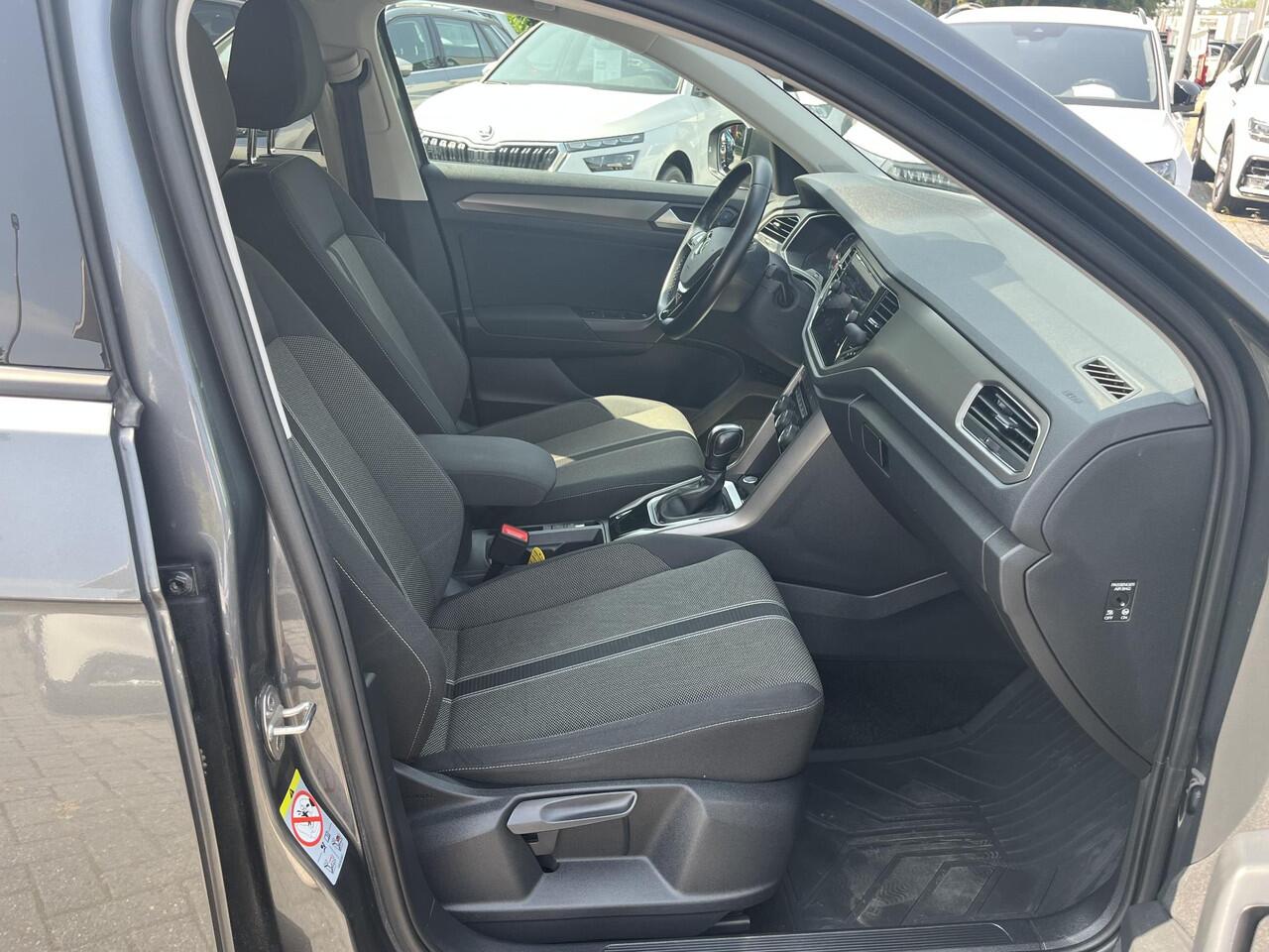 Volkswagen T-Roc 1.5 TSi DSG Style | CAMERA | STOELVERW. | EL. ACHTERKLEP |