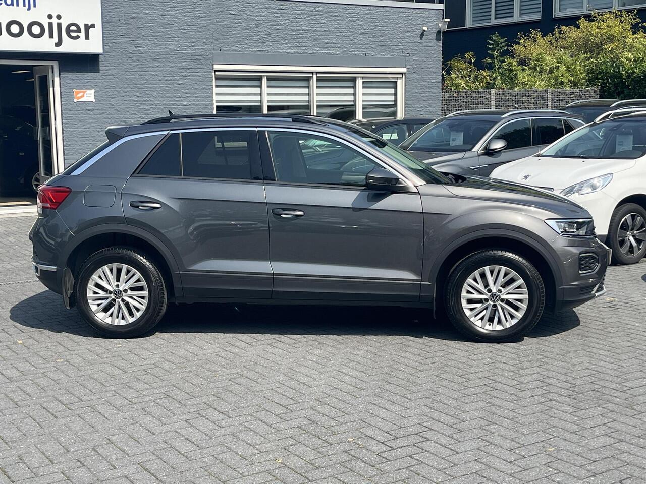 Volkswagen T-Roc 1.5 TSi DSG Style | CAMERA | STOELVERW. | EL. ACHTERKLEP |