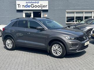 volkswagen-t-roc-1.5-tsi-dsg-style-