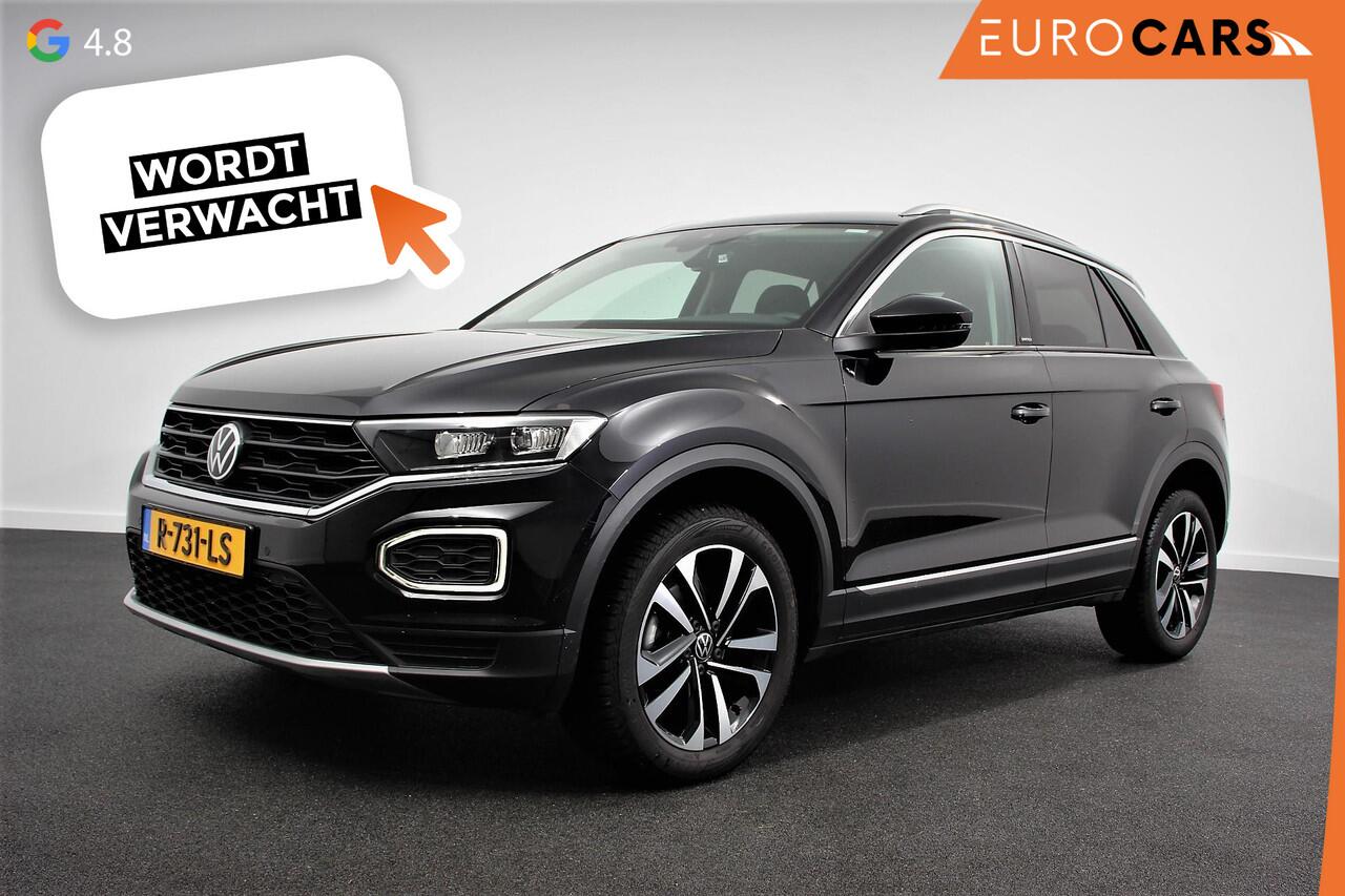 Volkswagen T-Roc 1.5 TSI DSG Active Volkswagen T-Roc 1.5 TSI Active | Navigatie | App Connect | Climate Control | Cruise control Adaptive | PDC VA | App | Winter Pack