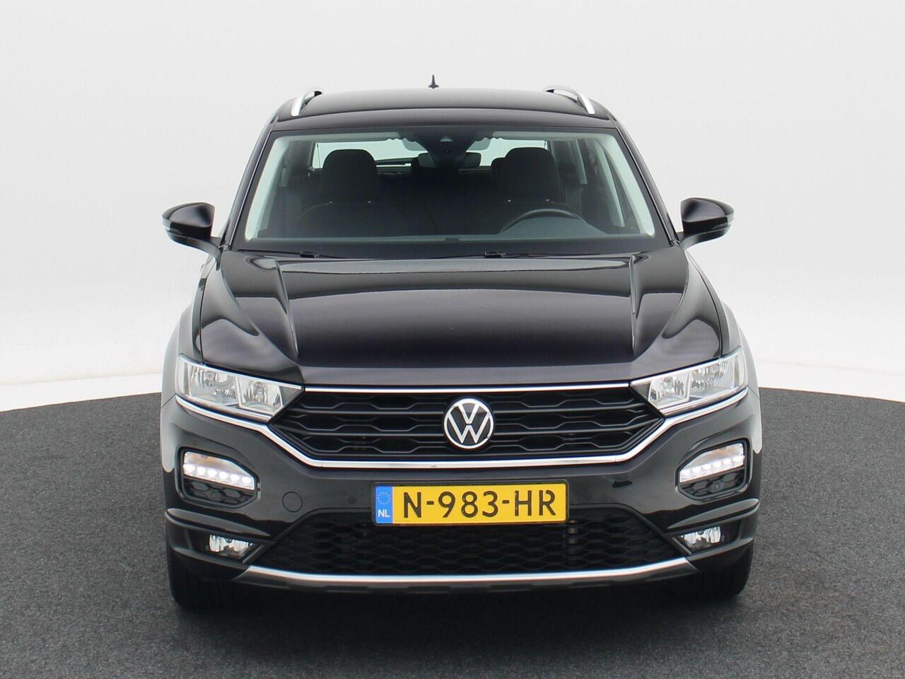 Volkswagen T-Roc 1.0 TSi 110 Pk Style | Trekhaak | Adaptive Cruise | Navigatie | CarPlay | ECC | Parkeersensoren | 68.883 Km!!