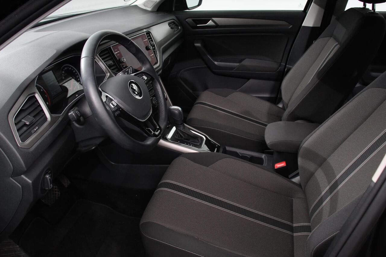 Volkswagen T-Roc 1.5 TSI 150pk DSG Style Team Navigatie Climate Control DAB Adaptive Cruise control Elektrisch bedienbare achterklep