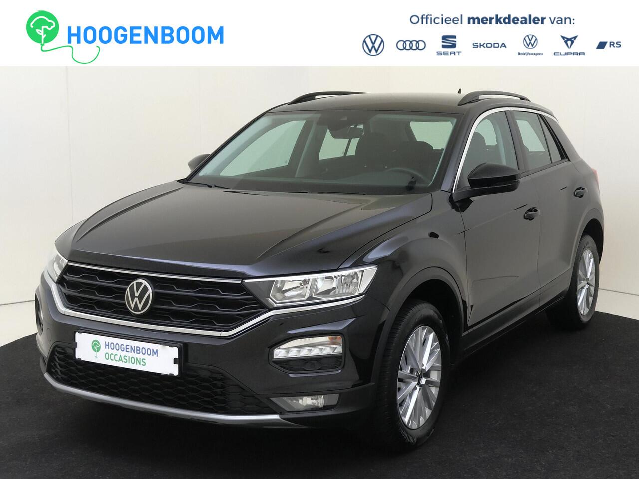Volkswagen T-Roc 1.5 TSI Style | Trekhaak | Achteruitrijcamera | Parkeersensoren | Adaptieve cruise control | CarPlay | Navigatie | Draadloze telefoonlader |