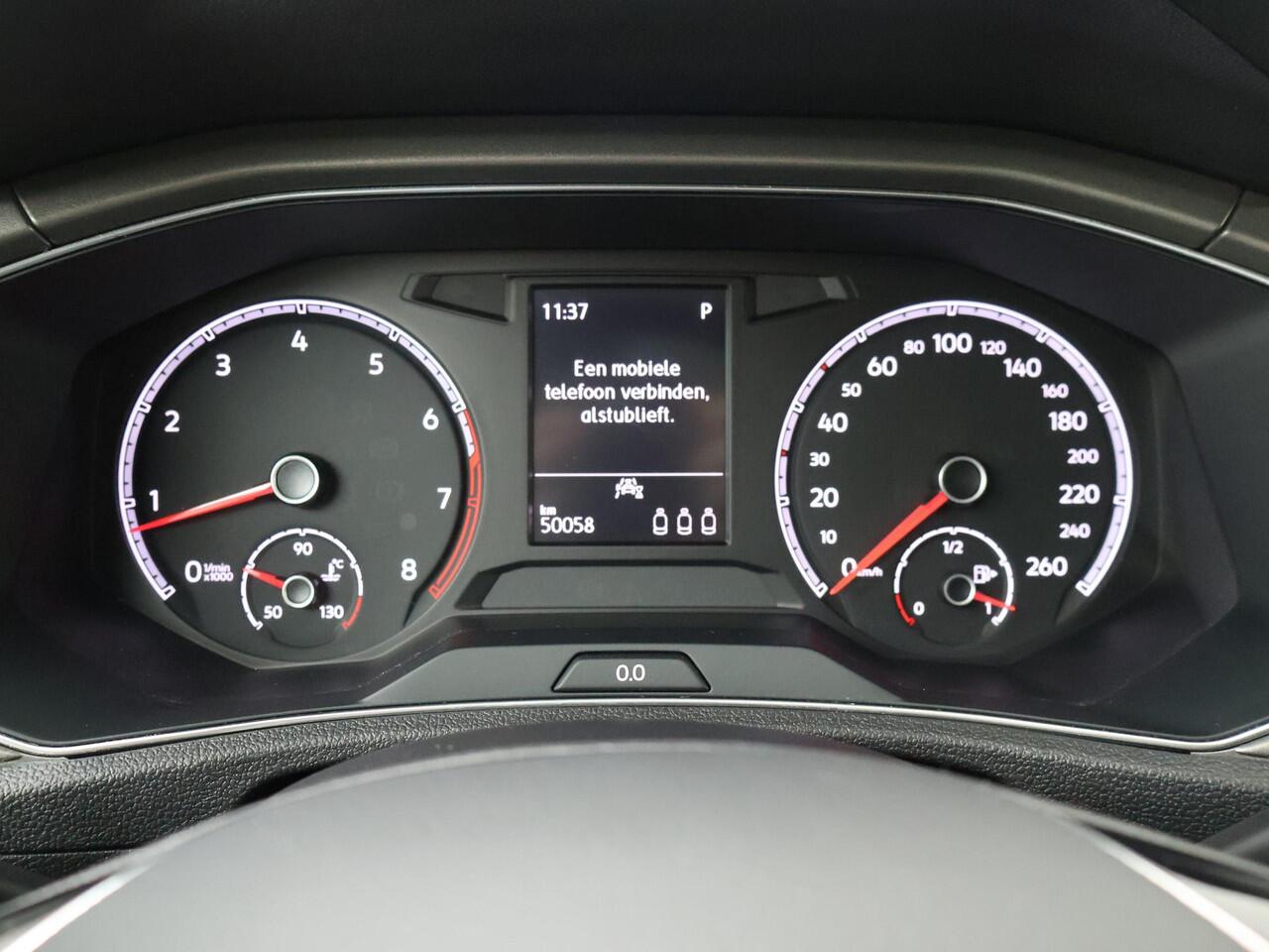 Volkswagen T-Roc 1.5 TSI Style | 150 PK | Automaat | Panoramadak | Climate control |