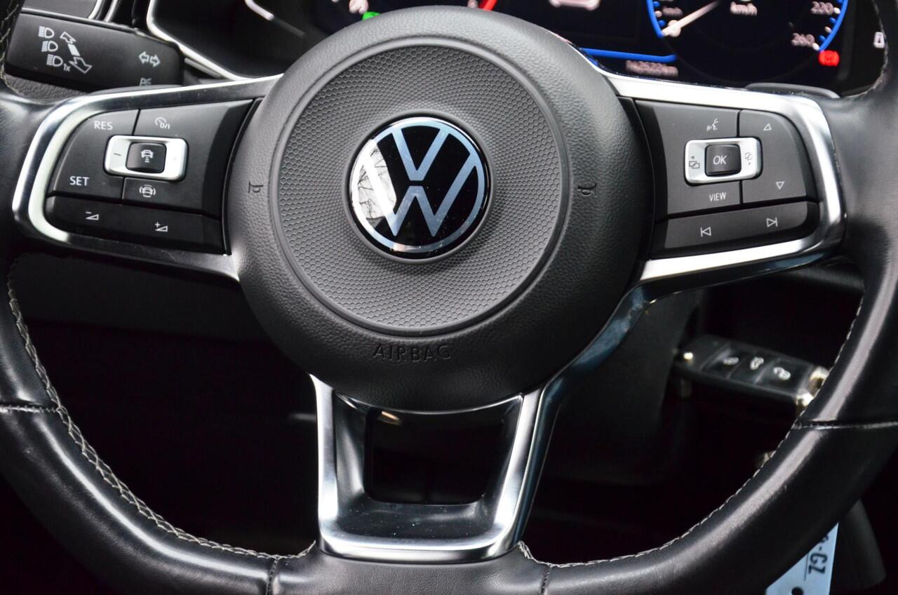 Volkswagen T-Roc 1.5 TSI Sport Automaat/Navi/Ecc/Pdc/Virtueel-Dashboard/Privacy-Glass/19-Inch Lmv/Cr-Controle/Trekhaak