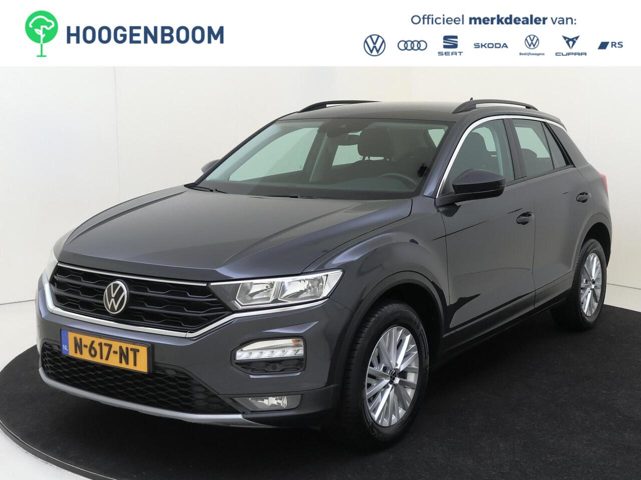 Volkswagen T-Roc 1.5 TSI Style | CarPlay | Airco | Parkeersensoren | Adaptieve cruise control | Lane- en frontassist | Bluetooth |