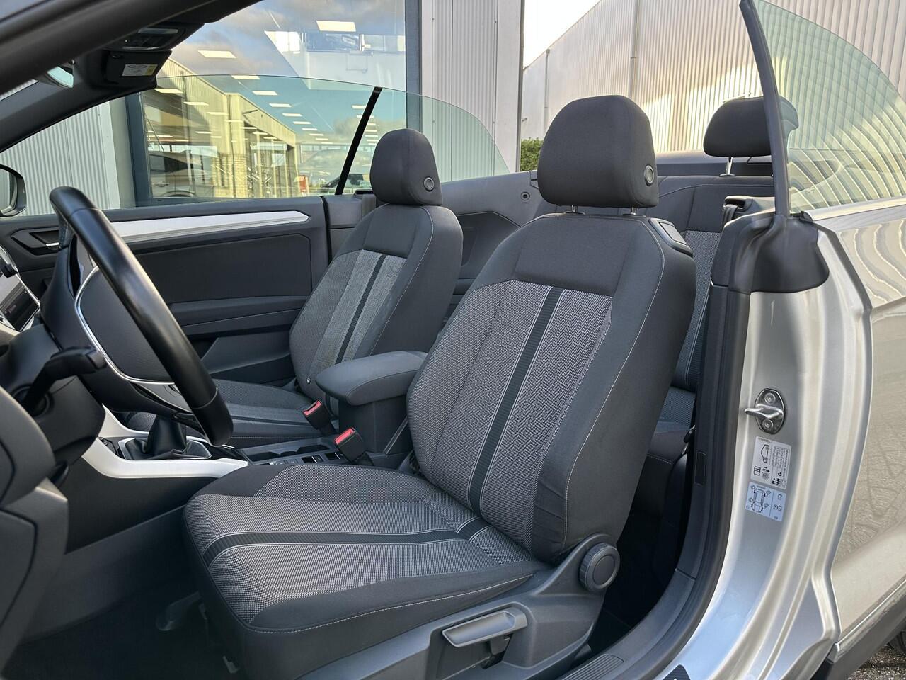 Volkswagen T-Roc Cabrio 1.0 TSI Style R-Line | 19-inch/Navi/Cruise Adaptief/Carplay