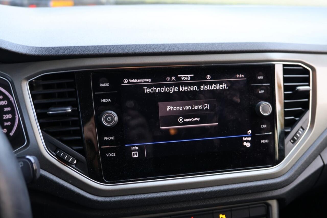 Volkswagen T-Roc 1.0 TSI *CAMERA*TREKHAAK*CARPLAY*NAVIGATIE*LED