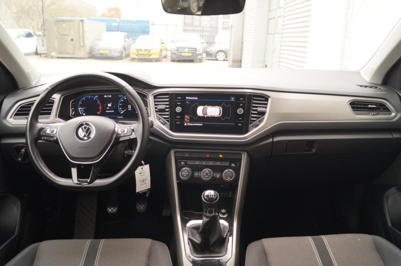 Volkswagen T-Roc 1.5 TSI 150pk Style Business -NAVI-ECC-DIGI-CAM-
