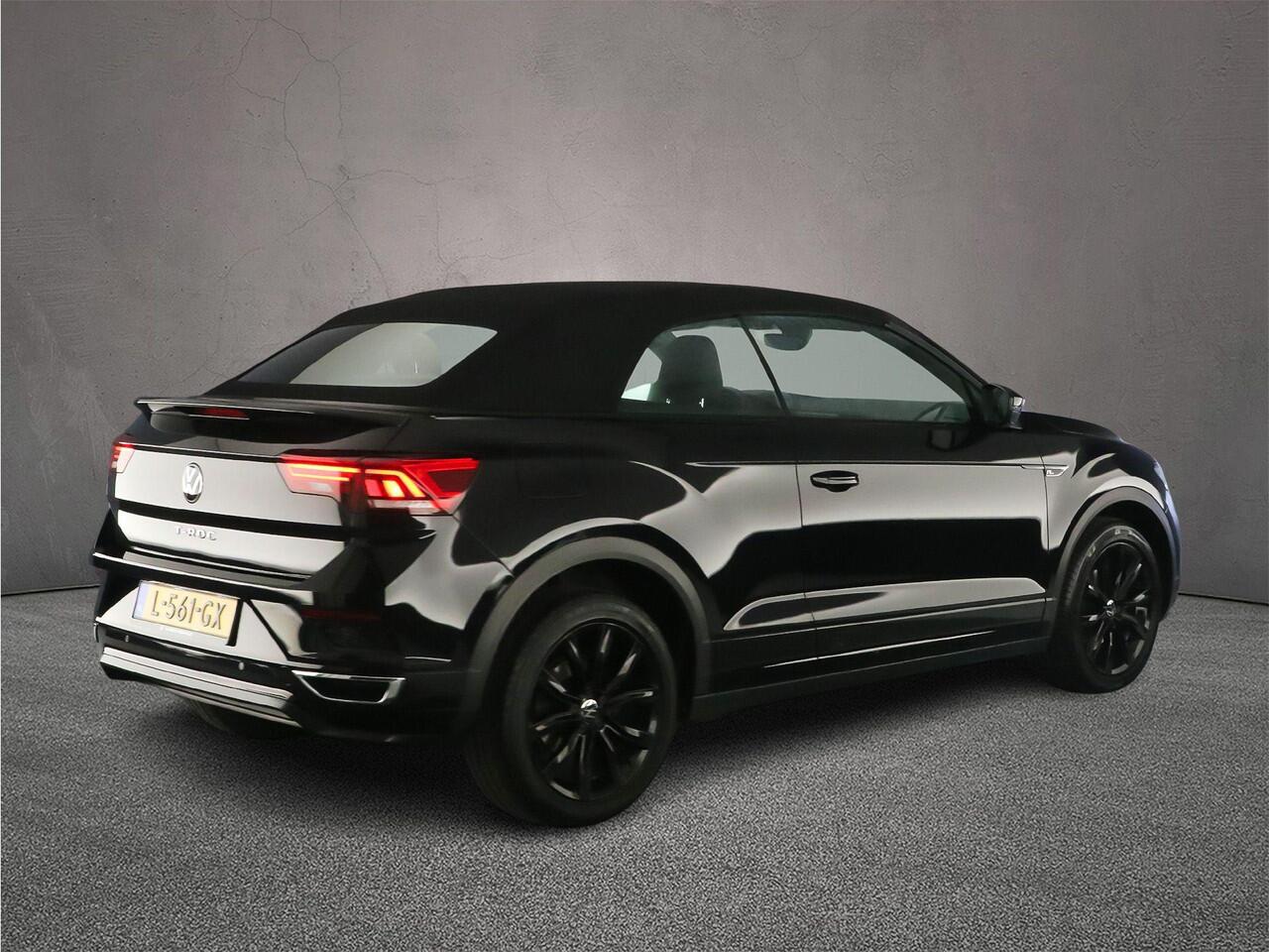 Volkswagen T-Roc Cabrio R-Line 1.5 TSI 150pk DSG Automaat Adaptive cruise control, LED matrix koplampen, Navigatie, Parkeersensoren, App connect, DAB, Radio