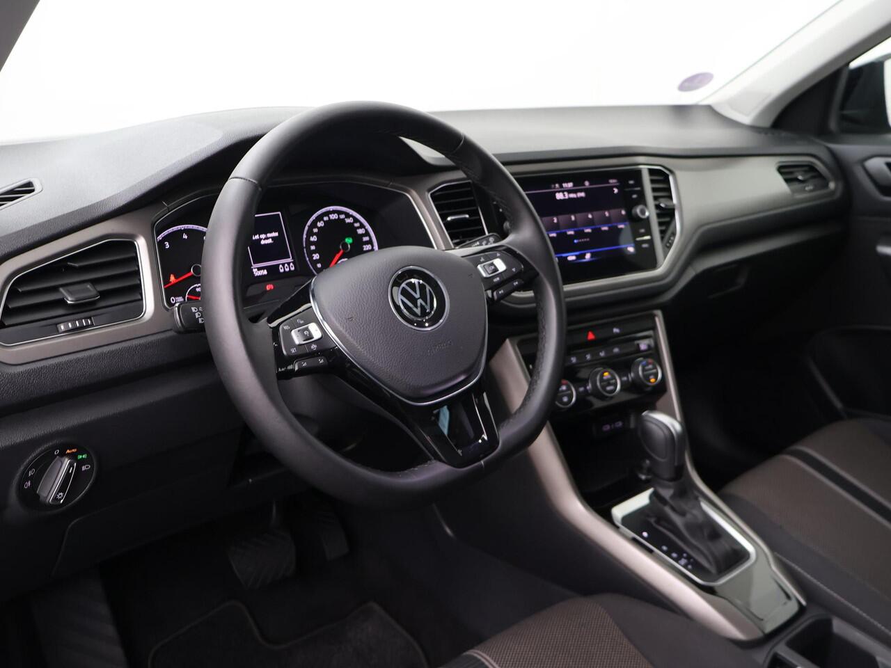 Volkswagen T-Roc 1.5 TSI Style | 150 PK | Automaat | Panoramadak | Climate control |