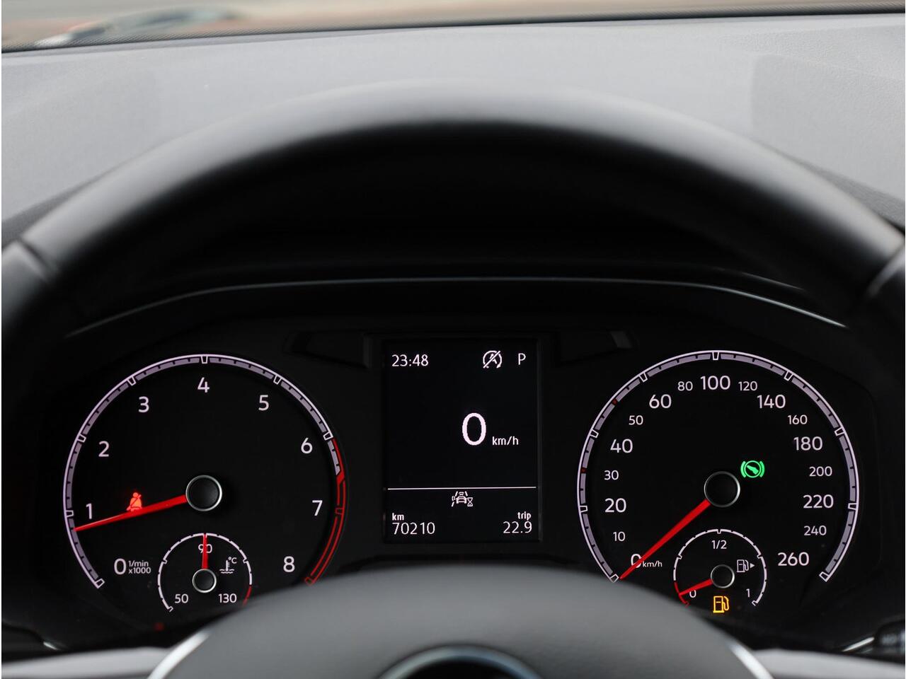 Volkswagen T-Roc Sport 2.0 TSI 4Motion 190PK | Panodak | Keyless | Camera | Elektrische kofferklep | Carplay/Android | Stoel&Stuurverwarming |