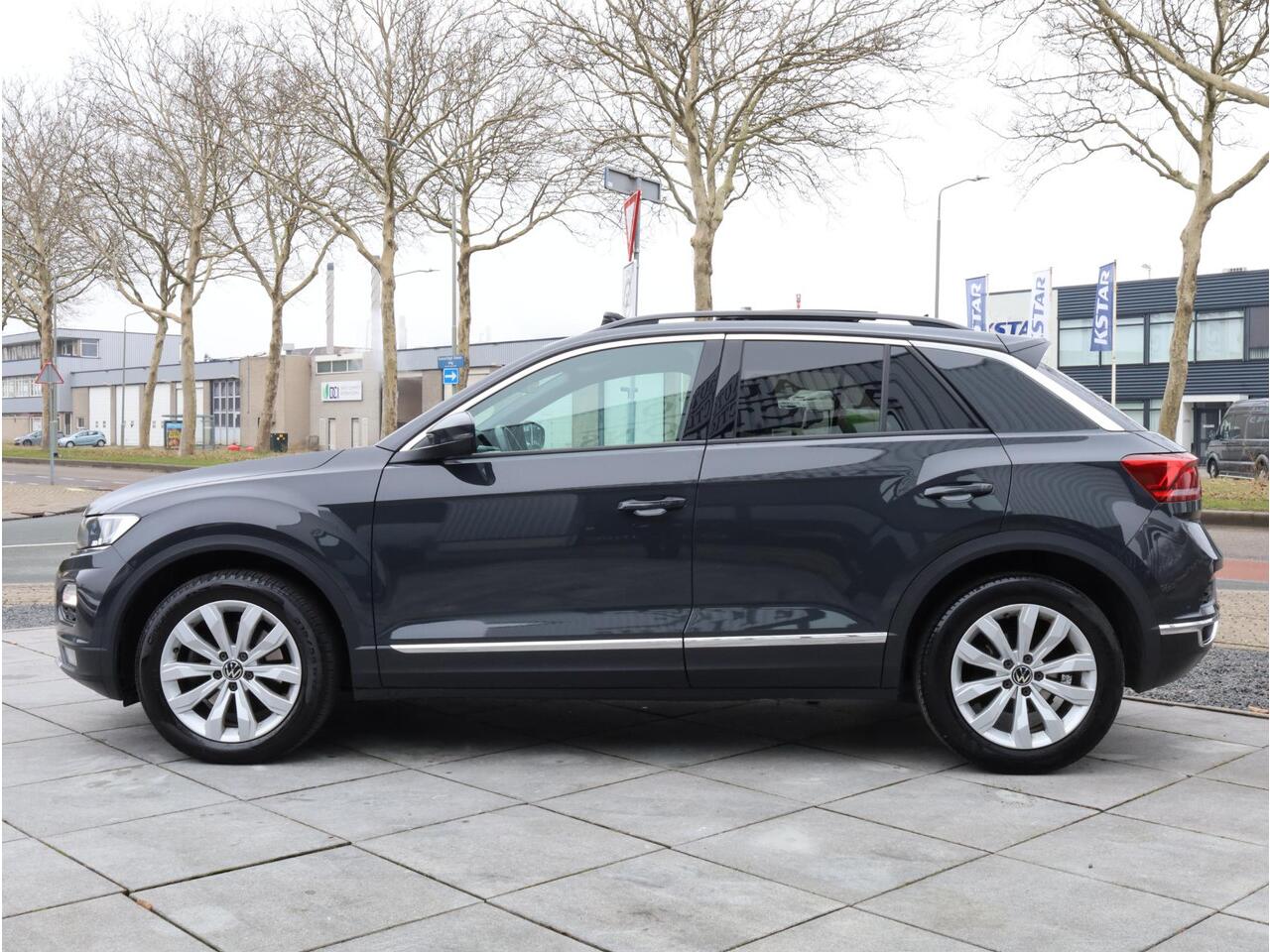 Volkswagen T-Roc Sport 2.0 TSI 4Motion 190PK | Panodak | Keyless | Camera | Elektrische kofferklep | Carplay/Android | Stoel&Stuurverwarming |