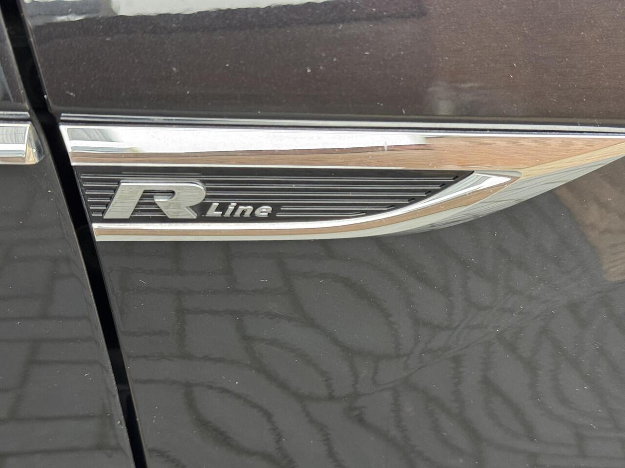 Volkswagen T-Roc 1.5 TSI Sport Bisns R,Carpl,trekh,Cam,Cruise