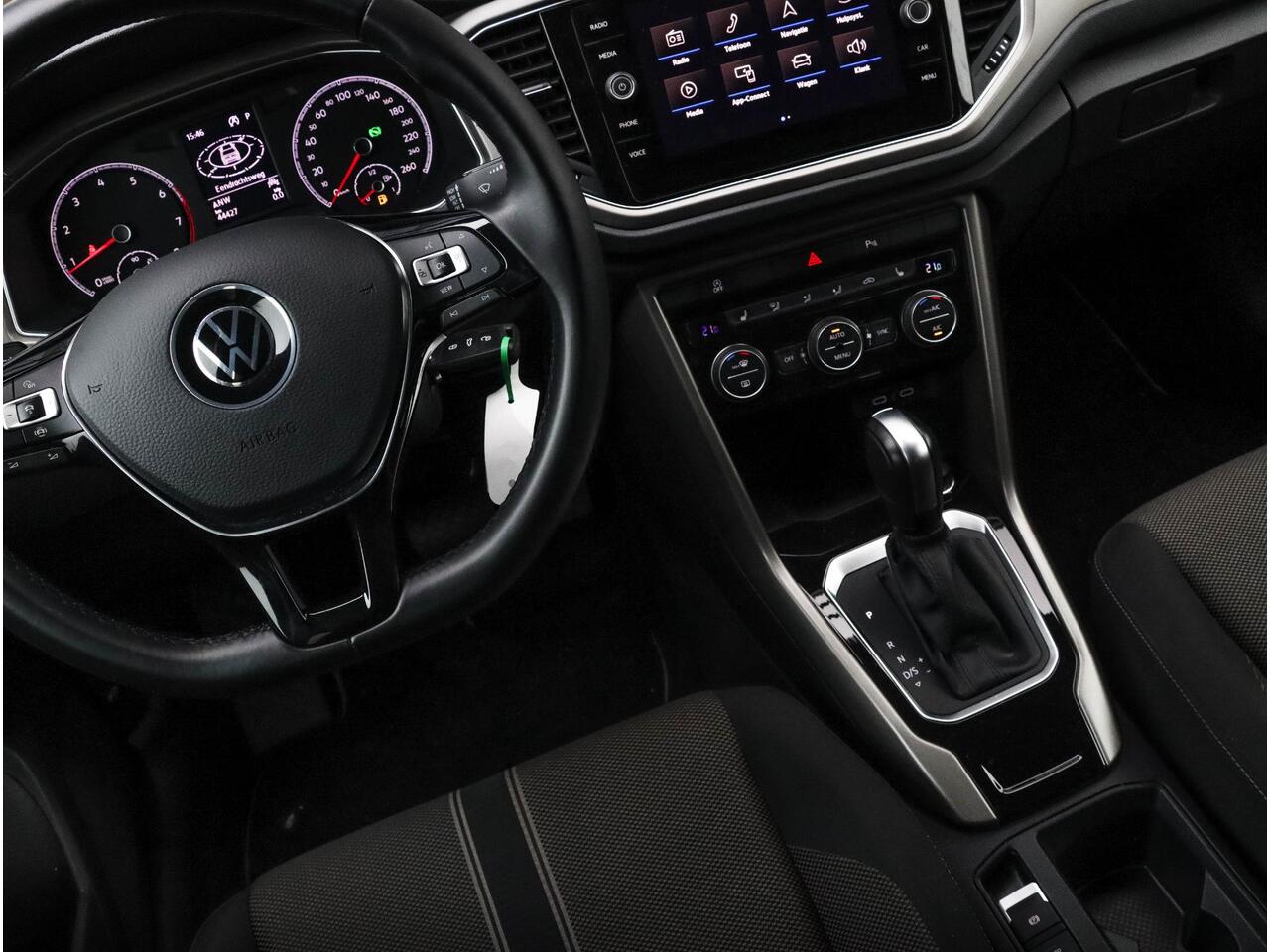 Volkswagen T-Roc 1.5 TSI Style Business 150pk Automaat | 44.390km!