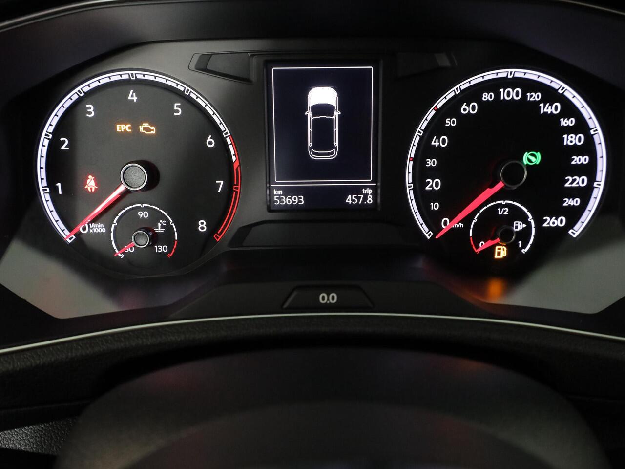 Volkswagen T-Roc 1.5 TSI Sport 150 PK DSG | Navigatie | Black Style pakket | Parkeercamera |