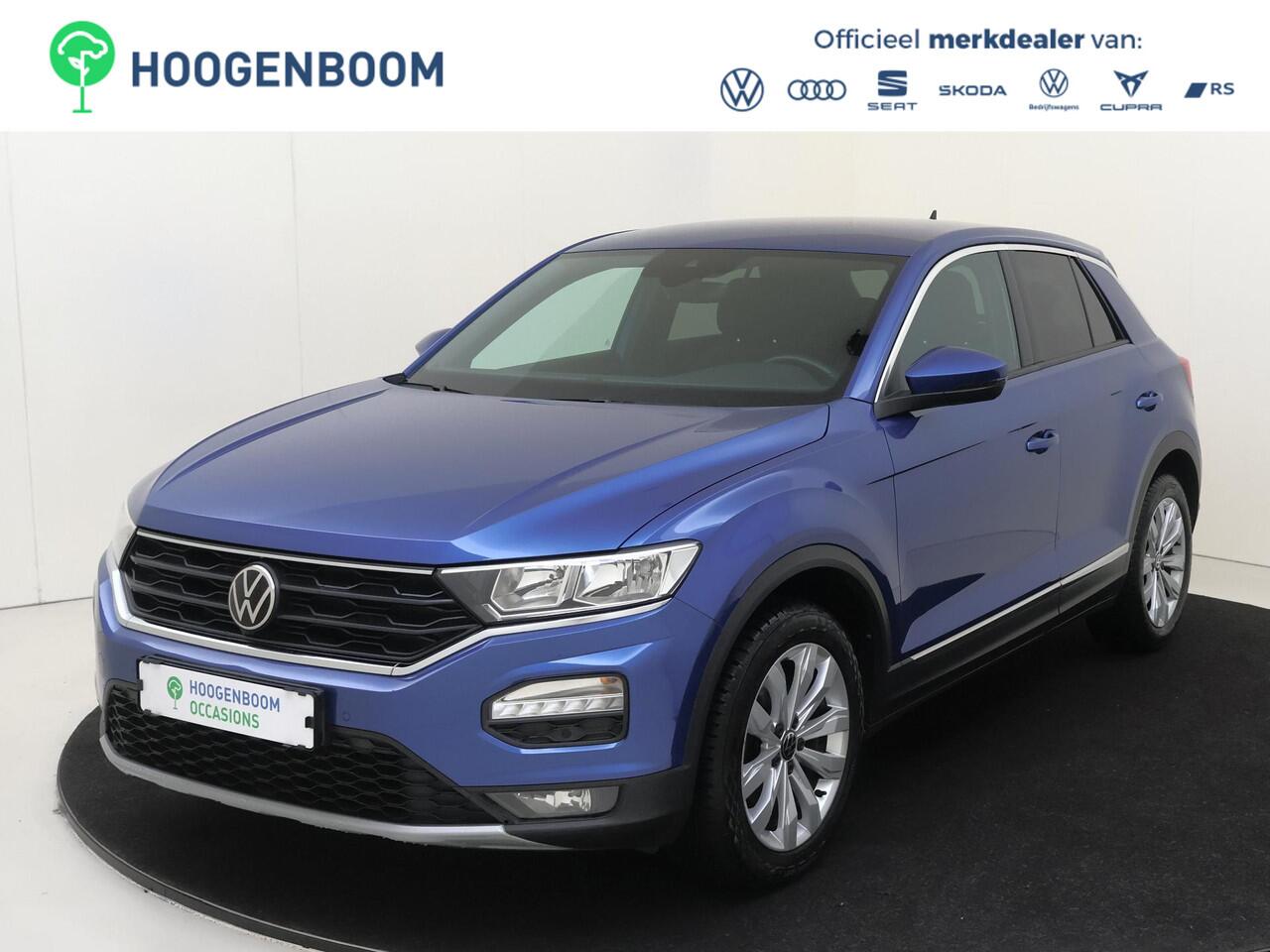 Volkswagen T-Roc 1.5 TSI Sport | Stoelverwarming | CarPlay | Parkeersensoren | Sportstuur | 'Drive mode selection' | Climate control |