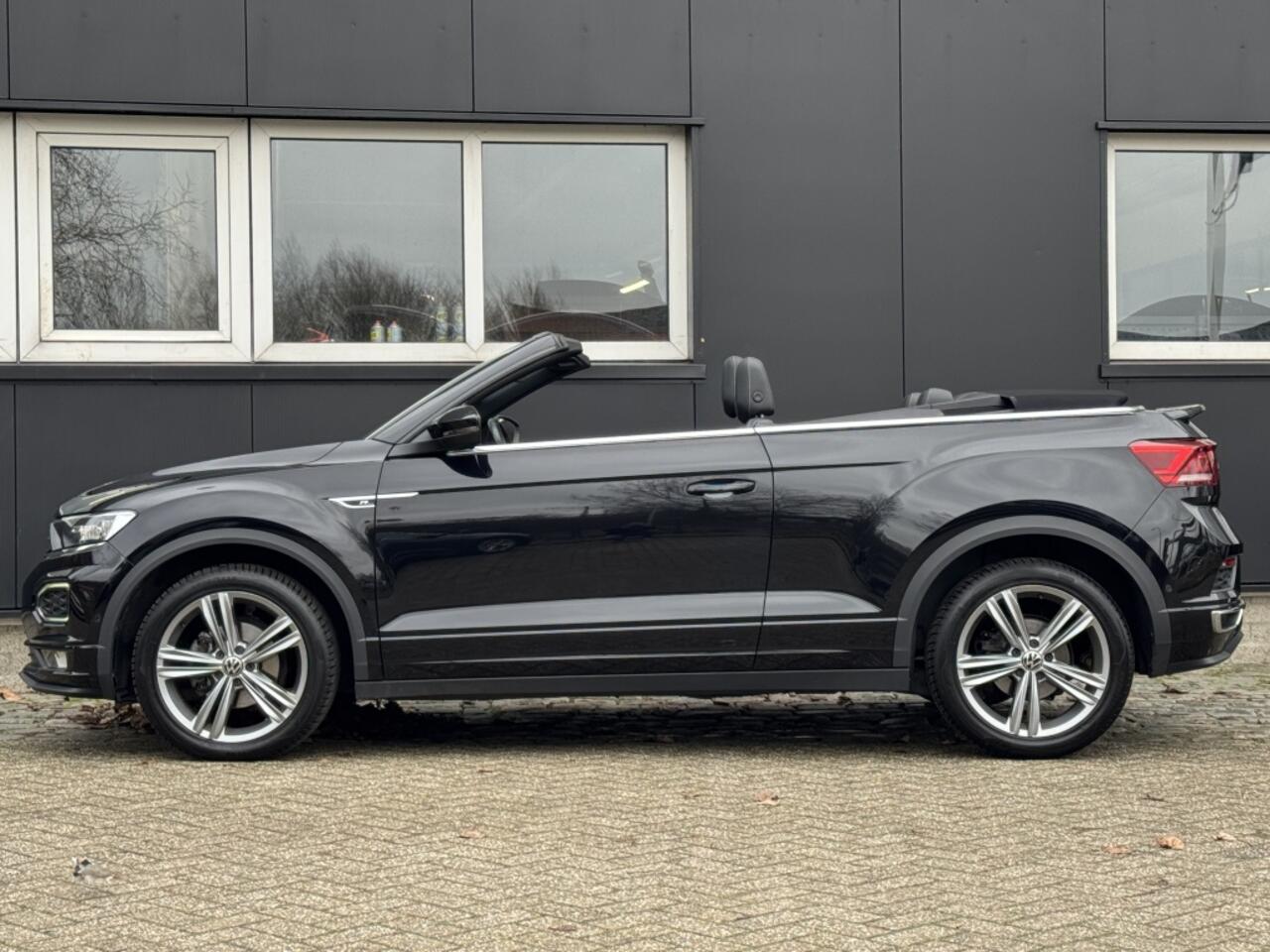 Volkswagen T-Roc Cabrio 1.5TSI 150PK R-Line/afn trekh/Leder/Camera/Stoelverw/Adap cruise