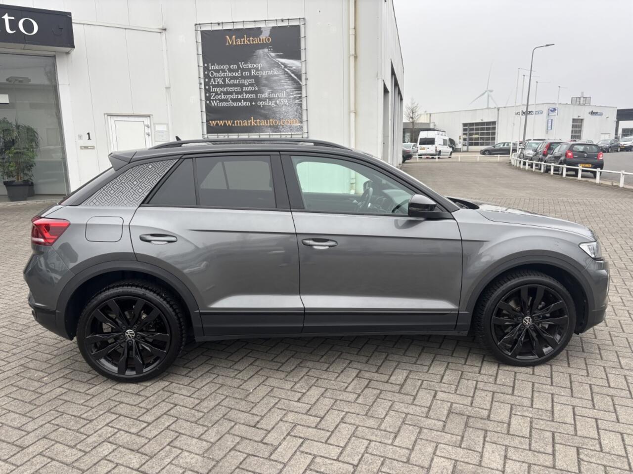 Volkswagen T-Roc Sport R-Line Black Style Carplay Cruise Stoelverwarming