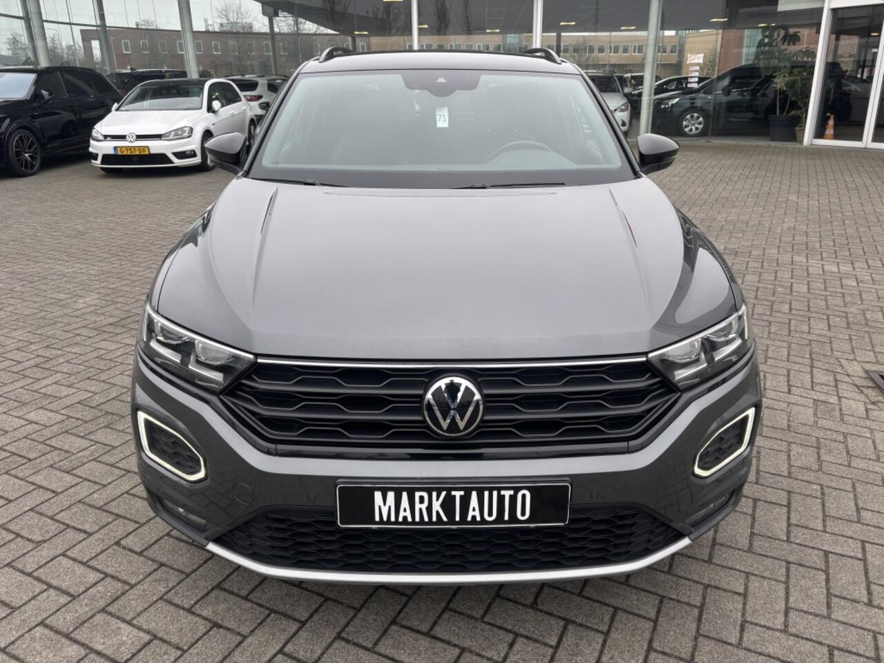 Volkswagen T-Roc Sport R-Line Black Style Carplay Cruise Stoelverwarming