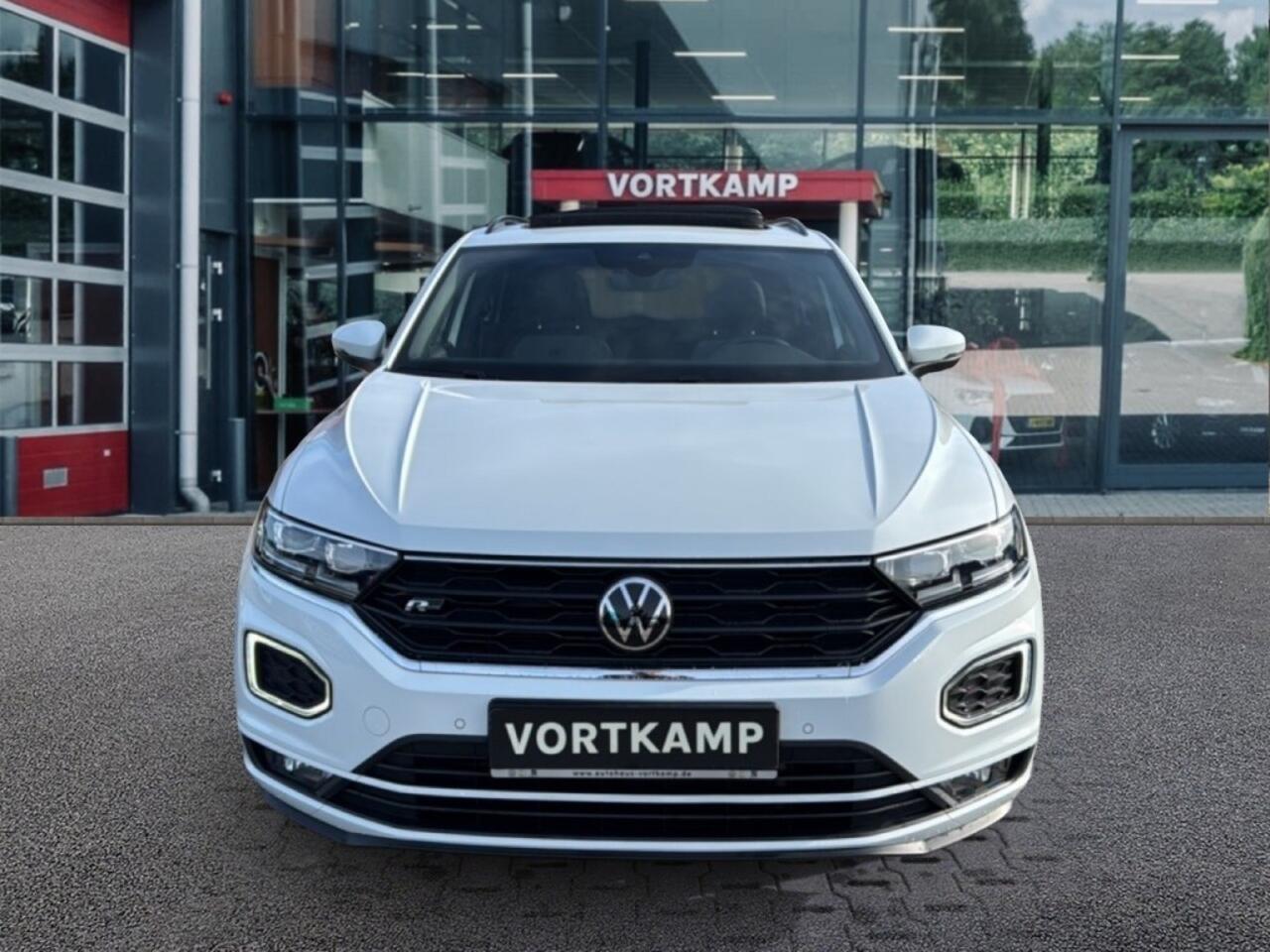 Volkswagen T-Roc 1.5 TSI DSG R-LINE PANODAK/ELEKKLEP/BEATS/ACC/STOELVERW