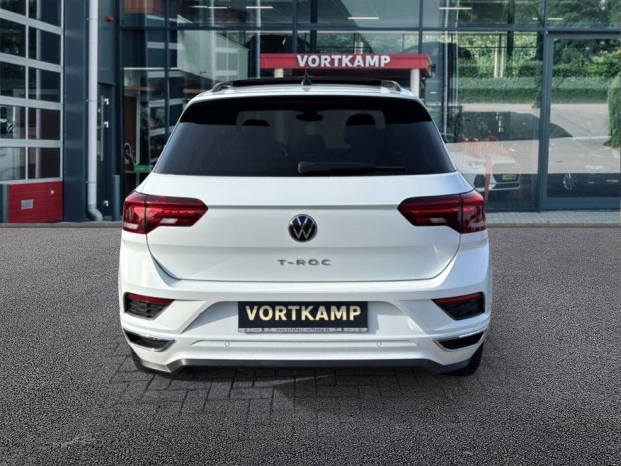 Volkswagen T-Roc 1.5 TSI DSG R-LINE PANODAK/ELEKKLEP/BEATS/ACC/STOELVERW