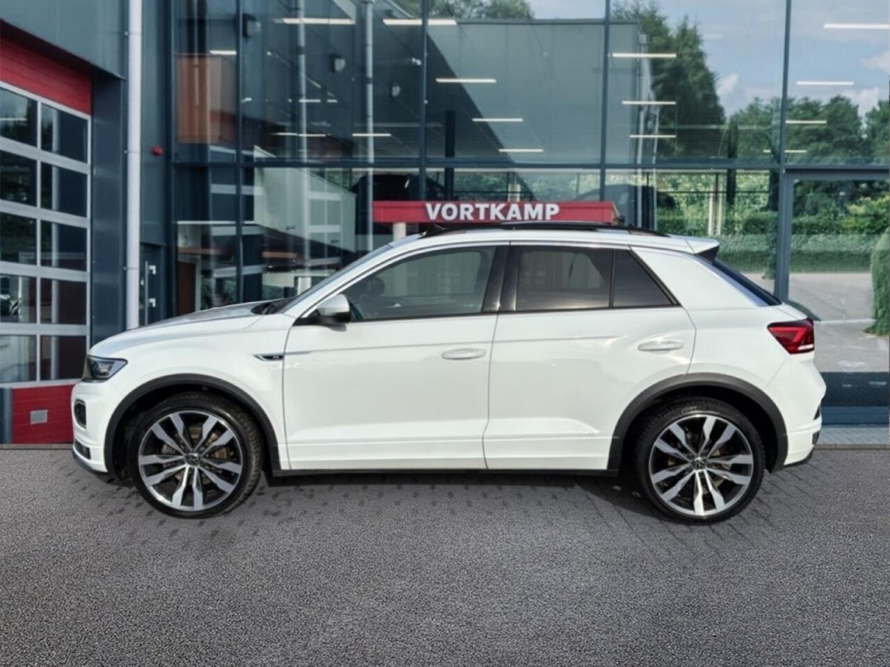Volkswagen T-Roc 1.5 TSI DSG R-LINE PANODAK/ELEKKLEP/BEATS/ACC/STOELVERW