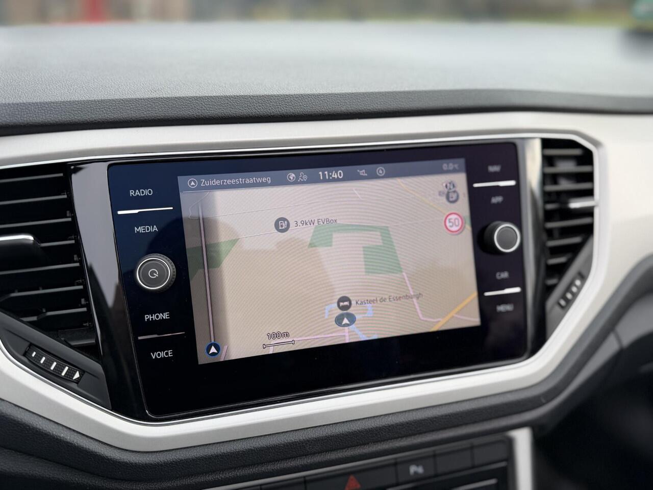 Volkswagen T-Roc Cabriolet 1.5 DSG Style | Leder | LED | 18 Inch | Digitaal Dashboard | Adaptive Cruise | Stuur- en Stoelverwarming