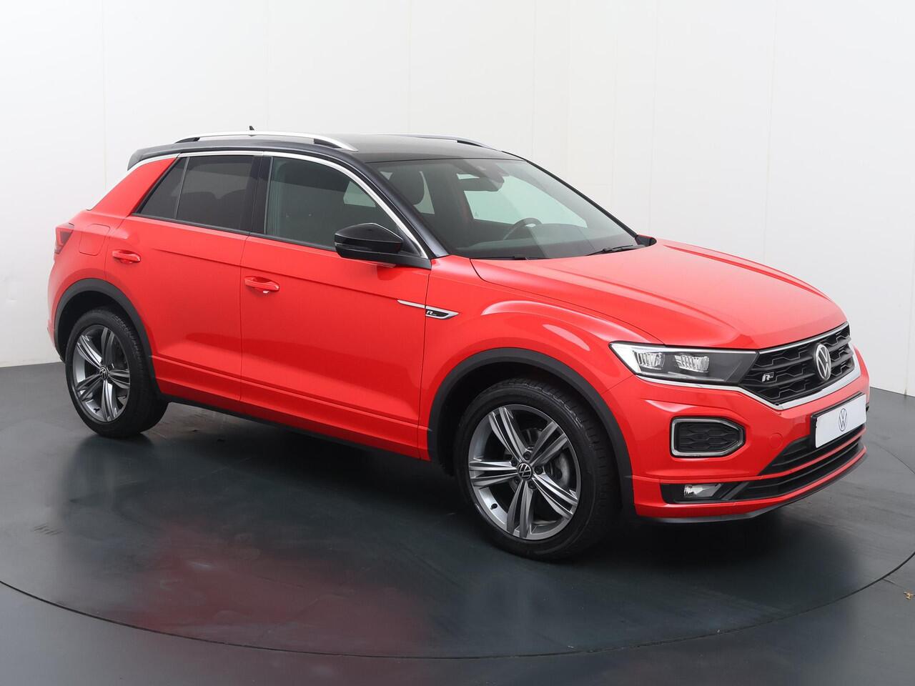 Volkswagen T-Roc 1.5 TSI Sport Business R | 150 PK | Automaat | Multifunctioneel stuurwiel | Cruisecontrol | Achteruitrijcamera |