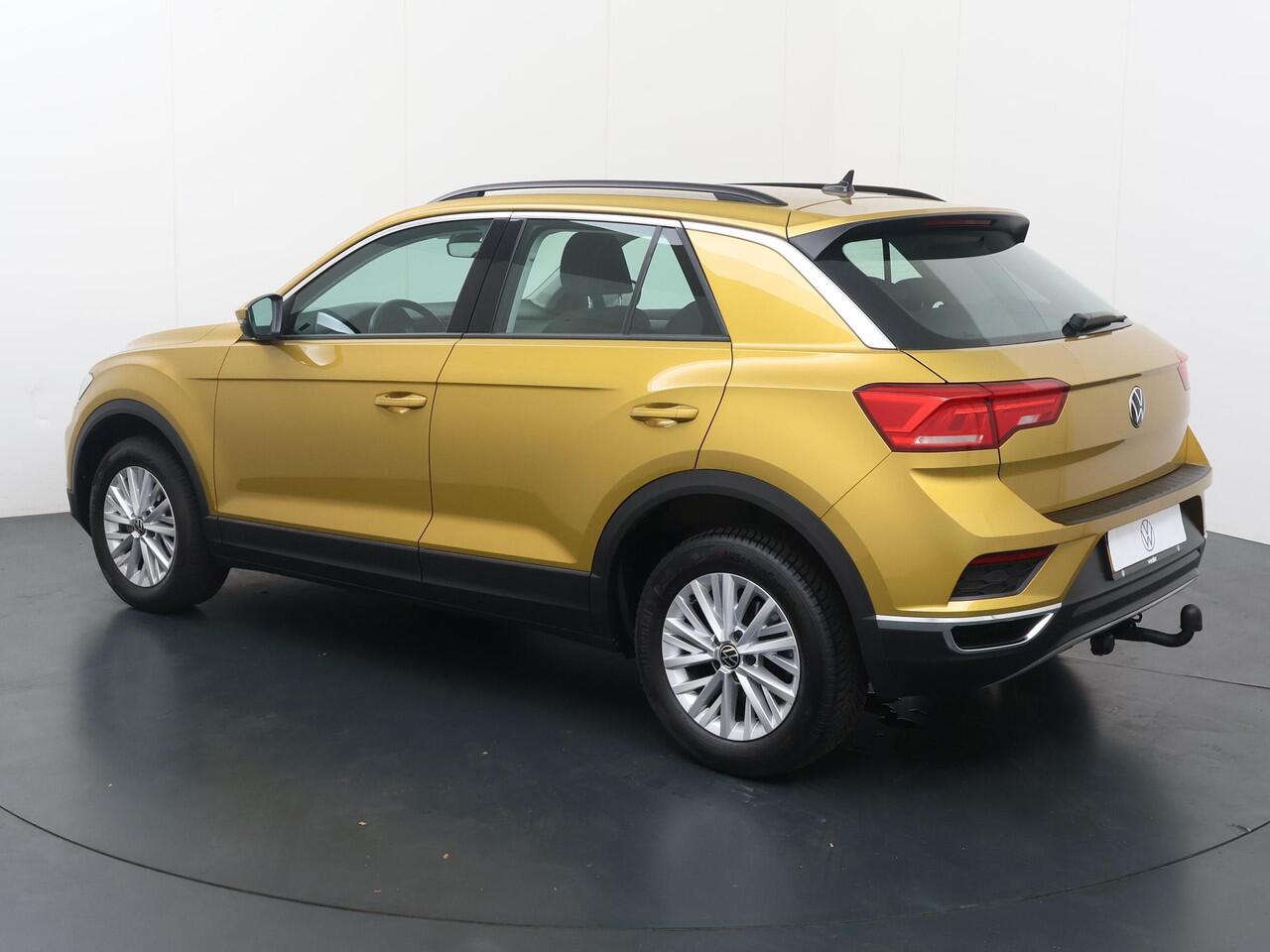 Volkswagen T-Roc 1.5 TSI Style | 150 PK | Navigatiesysteem | Achteruitrijcamera | Climate control |