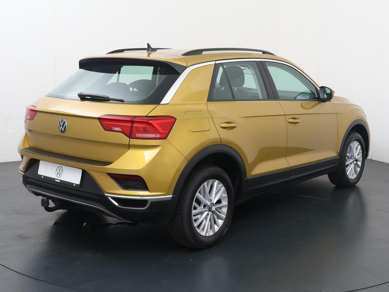 Volkswagen T-Roc 1.5 TSI Style | 150 PK | Navigatiesysteem | Achteruitrijcamera | Climate control |