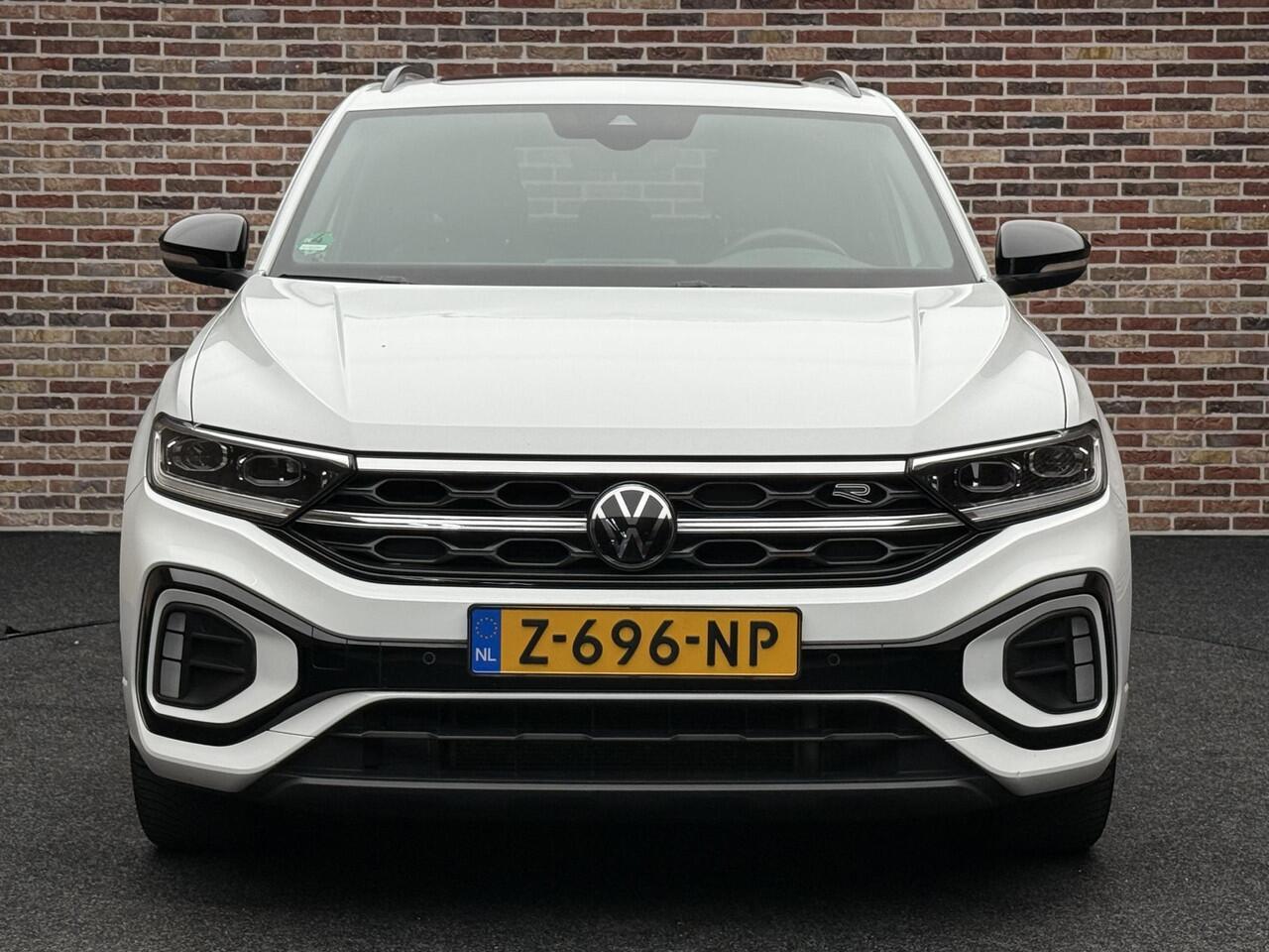 Volkswagen T-Roc 1.5 TSI R-Line DAK CAMERA BLINDSPOT ACC VIRTUAL