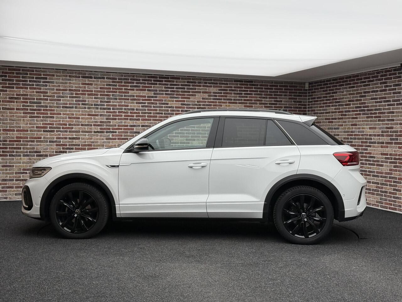 Volkswagen T-Roc 1.5 TSI R-Line DAK CAMERA BLINDSPOT ACC VIRTUAL