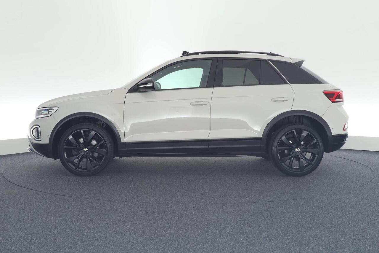 Volkswagen T-Roc 1.5 TSI 150pk DSG Style Camera Panoramadak IQ.Light Stoelverwarming Carplay
