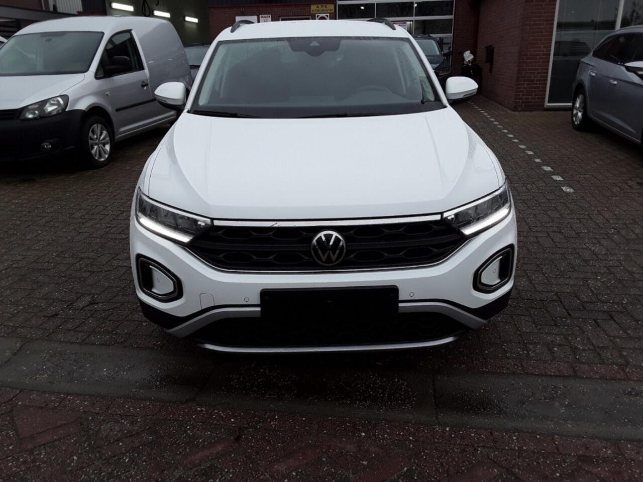 Volkswagen T-Roc 1.O TSI LIFE / NAVI / VIRTUEL COCKPIT / NW. MODEL