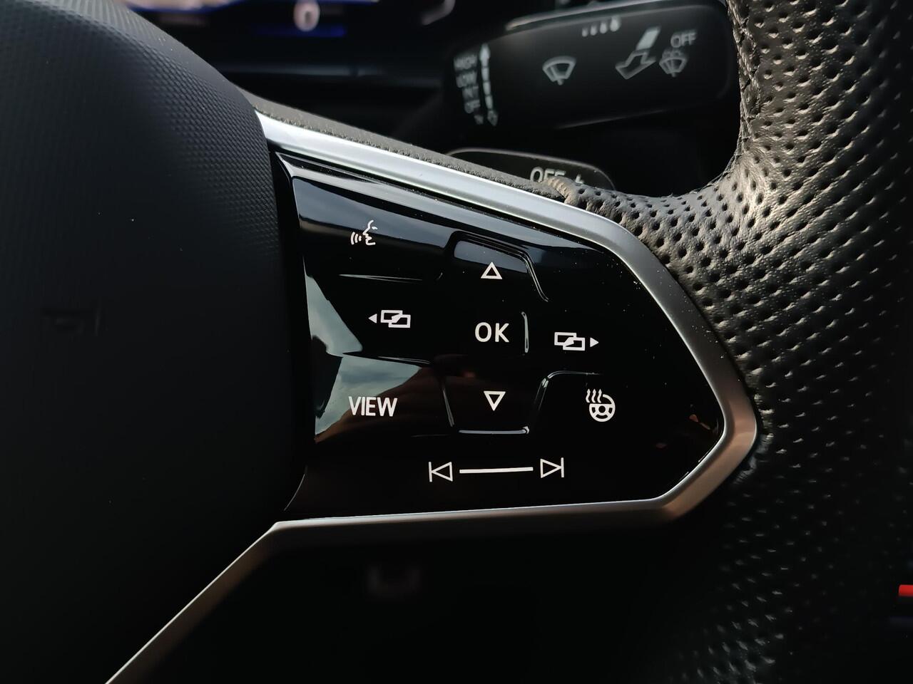 Volkswagen T-Roc Cabrio 1.5 TSI R-Line Black style, carplay, adapt. cruise